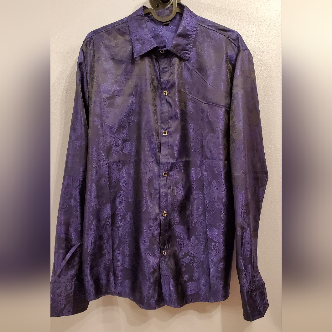 Men's Small Polyester/Spandex Paisley Button Down Club Shirt. China Import